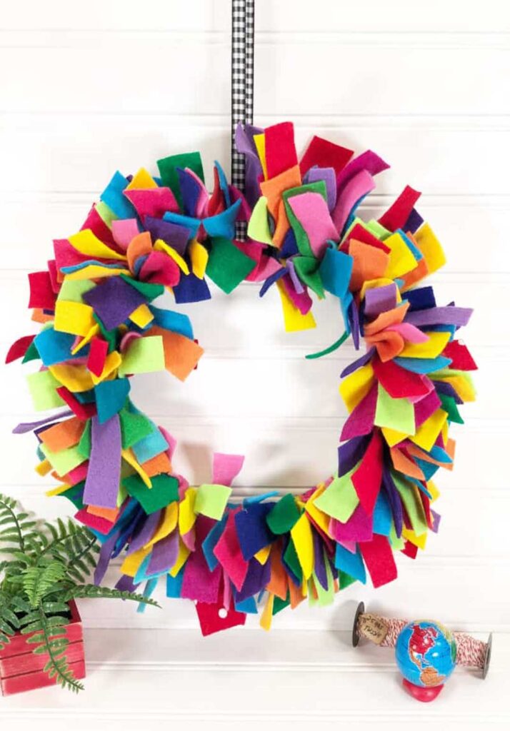 Felt Wreath for Kids